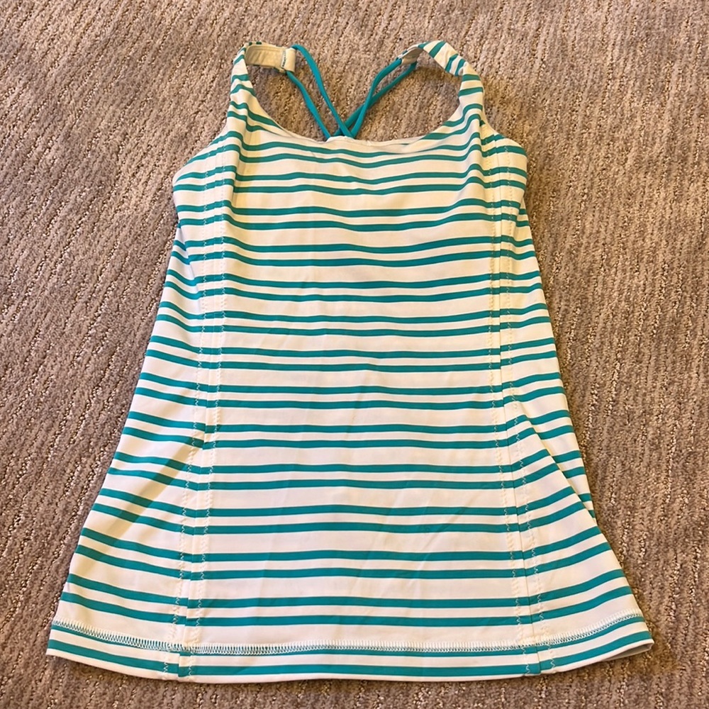 Lululemon tank top